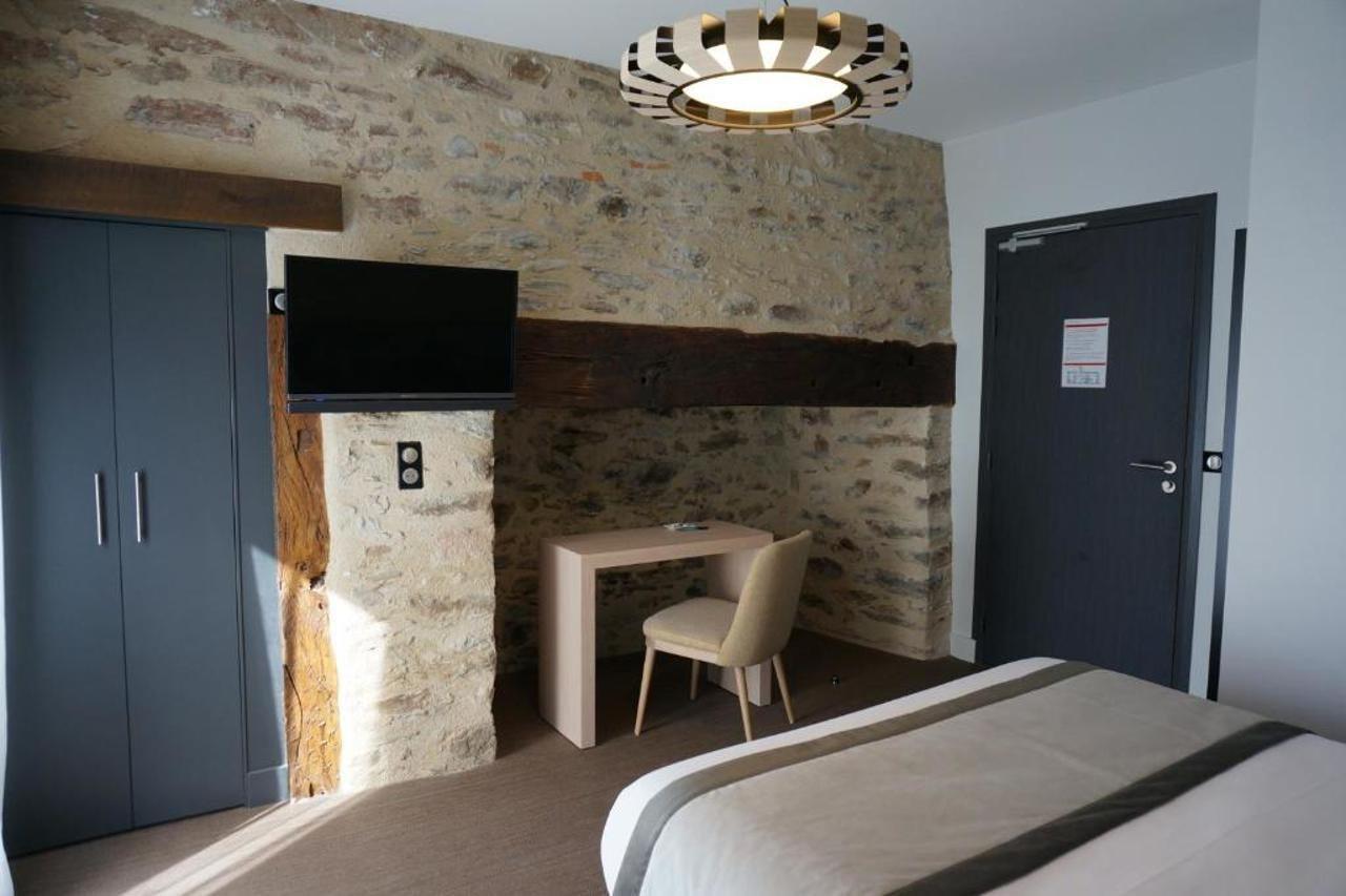 The Originals Relais Hotel Saint-Roch Salzuit Dış mekan fotoğraf