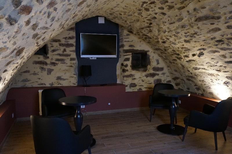 The Originals Relais Hotel Saint-Roch Salzuit Dış mekan fotoğraf